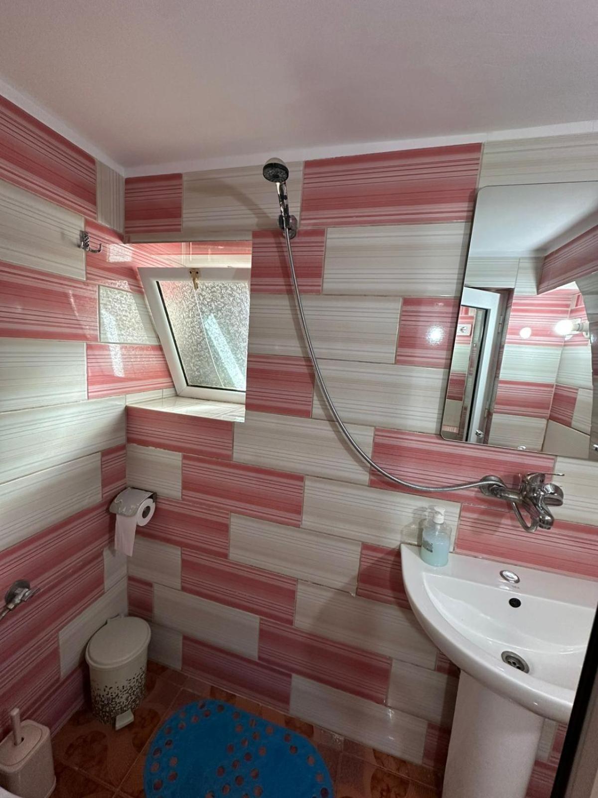 Vrekaj Apartment Ksamil